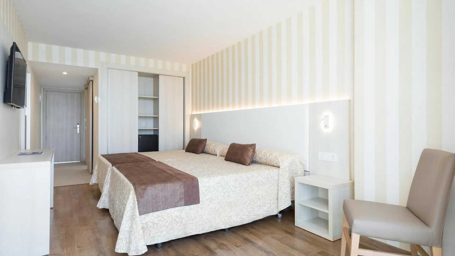 Hotel Best Maritim 캠브릴스